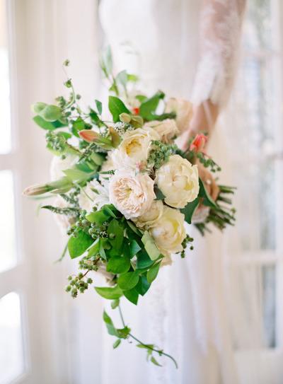 Stunning bridal bouquet. Bride wears Audrey, an Amy Kuschel wedding dress. Photography: Jose Villa, josevilla.com. As seen on Style Me Pretty.