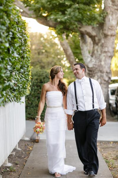 Congratulations, Catherine & JD! Bride wears Juniper by Amy Kuschel. Photography by Jihan Cerda.