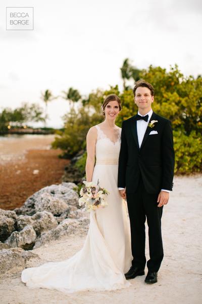 The bride is romantic and elegant in Sierra, an Amy Kuschel wedding dress. Photography: Becca Borge Photography.