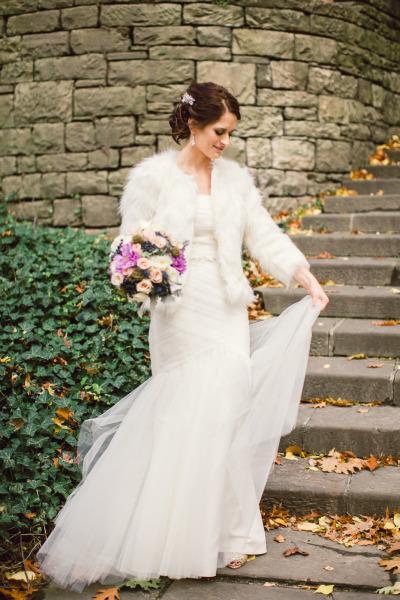 Danielle said "I Do" to Austin in Amy Kuschel's Viva wedding gown. Photo credit: Lauren Gabrielle Photography.