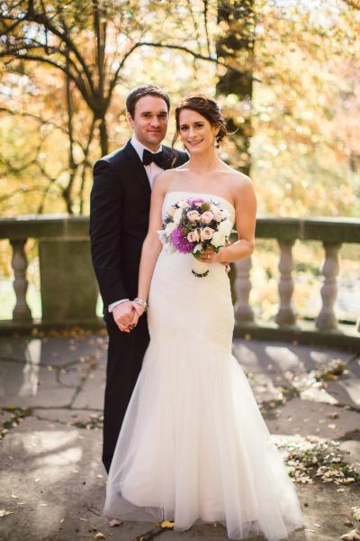 Congratulations, Danielle & Austin! Bride wears Amy Kuschel's Viva wedding dress. Photo credit: Lauren Gabrielle Photography.