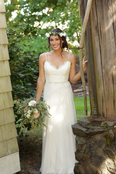 Beautiful bride in Venice, an Amy Kuschel San Francisco wedding gown