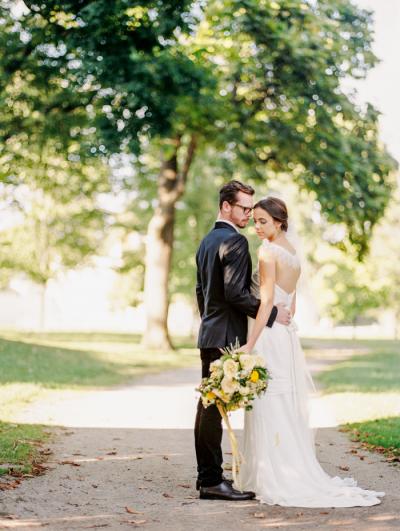 Amy Kuschel's glamorous and romantic silk chiffon wedding dress, Hemingway, photographed at Dundurn Castle by Tara McMullen Photography. As seen on Grey Likes Weddings.