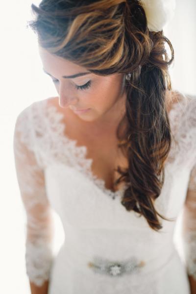 A beauty in Dahlia, an Amy Kuschel lace wedding dress. Photography: Jeremy Harwell, as seen on Snippet & Ink