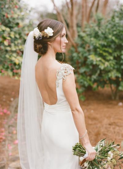 Avedon, an Amy Kuschel wedding gown made in San Francisco. Photography: Ashley Cox Photography