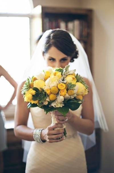 Meredith wears Viva by Amy Kuschel. Photo courtesy of Sarah Maren Photography.